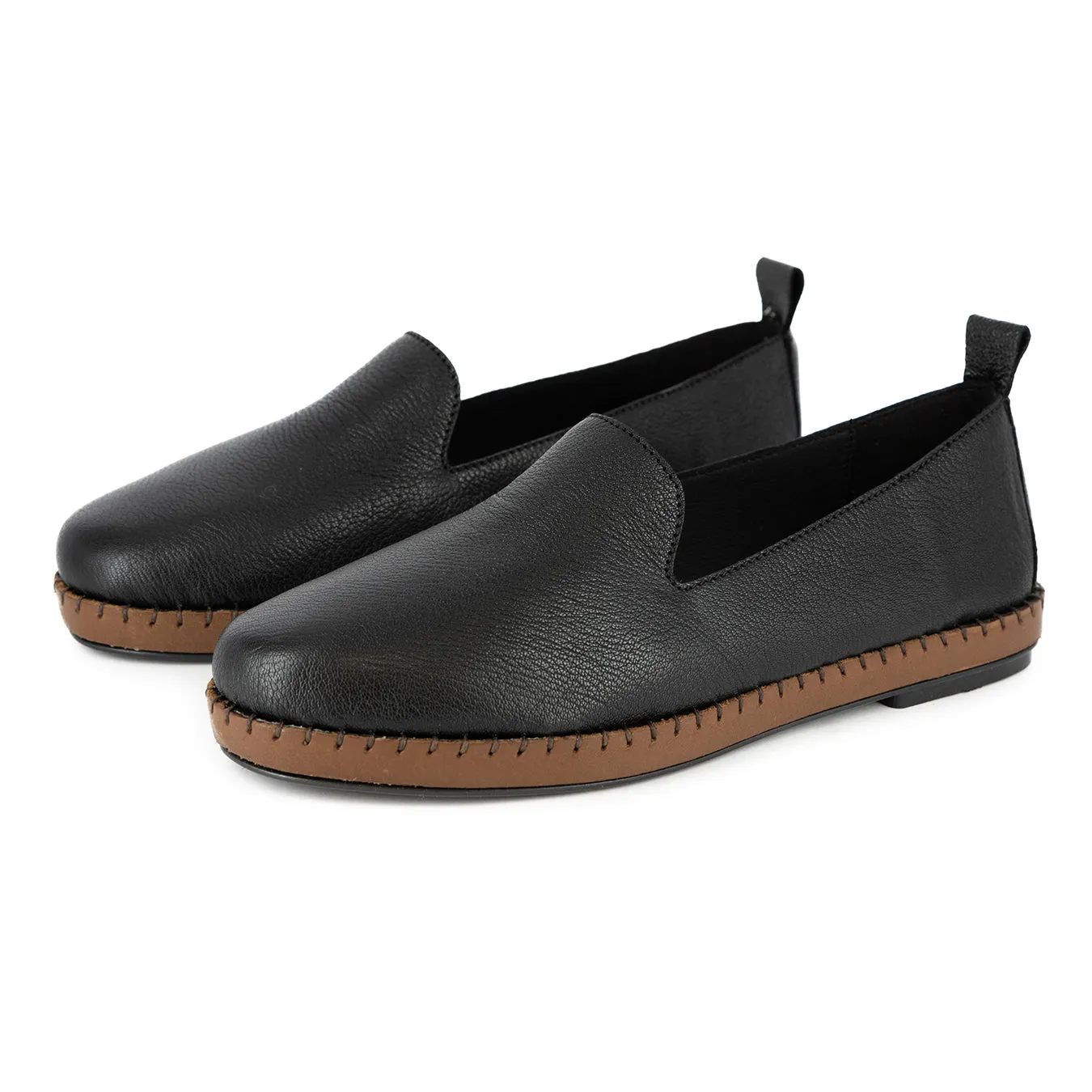 Solwezi : Ladies Leather Shoe in Black Cayak